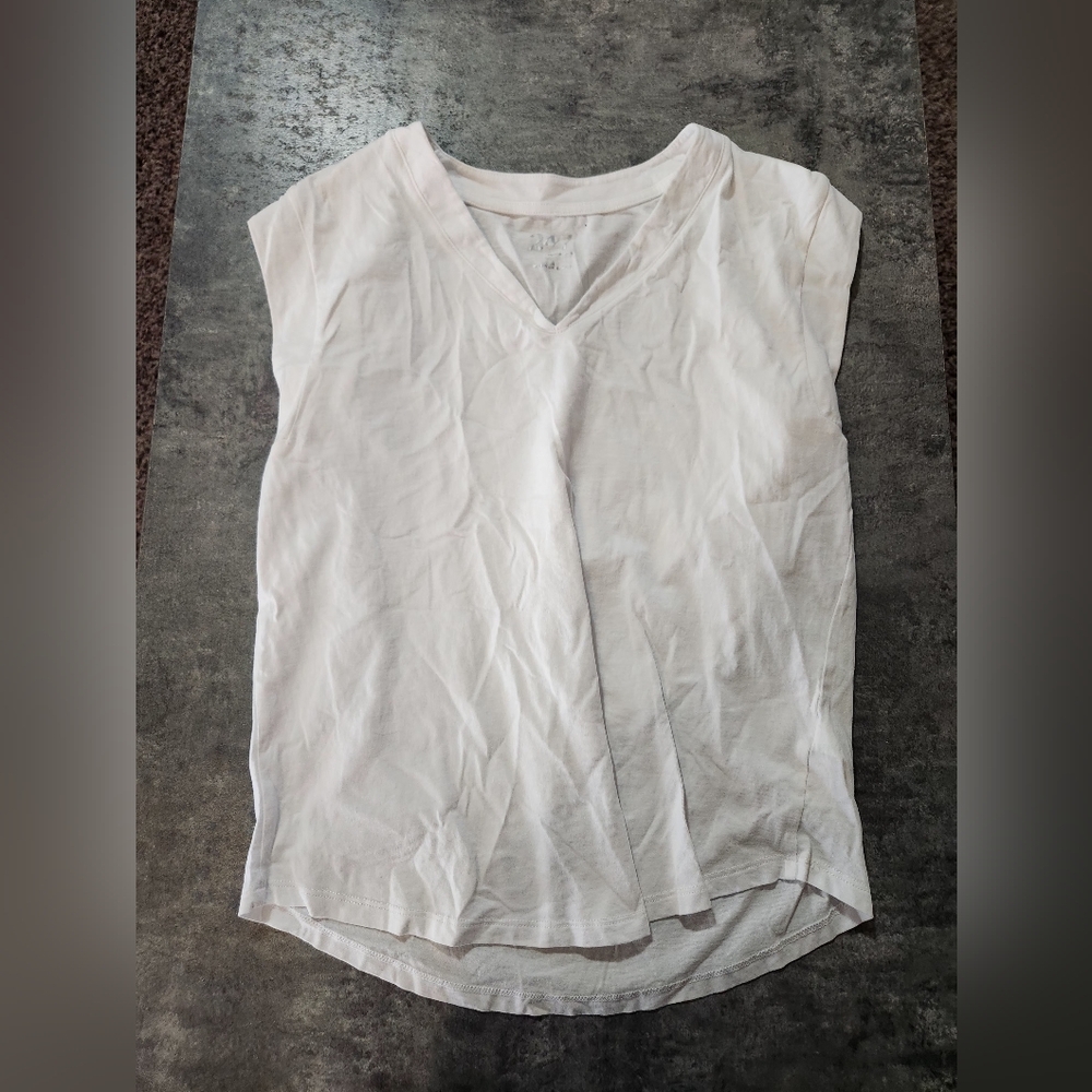 24/7 by maurices white shirt